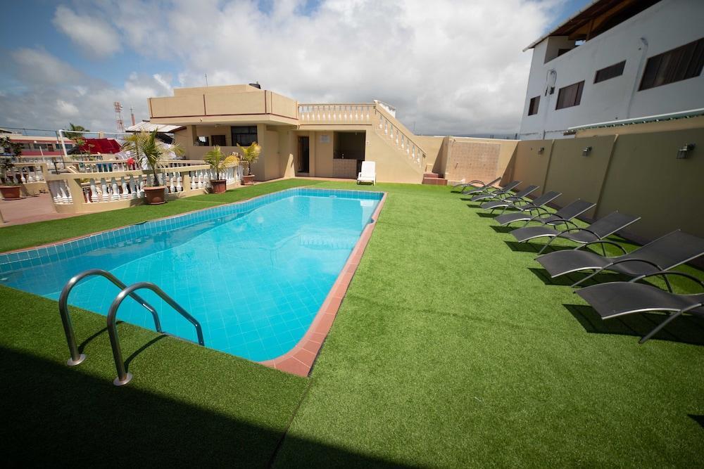 Hotel Red Booby Puerto Ayora  Dış mekan fotoğraf