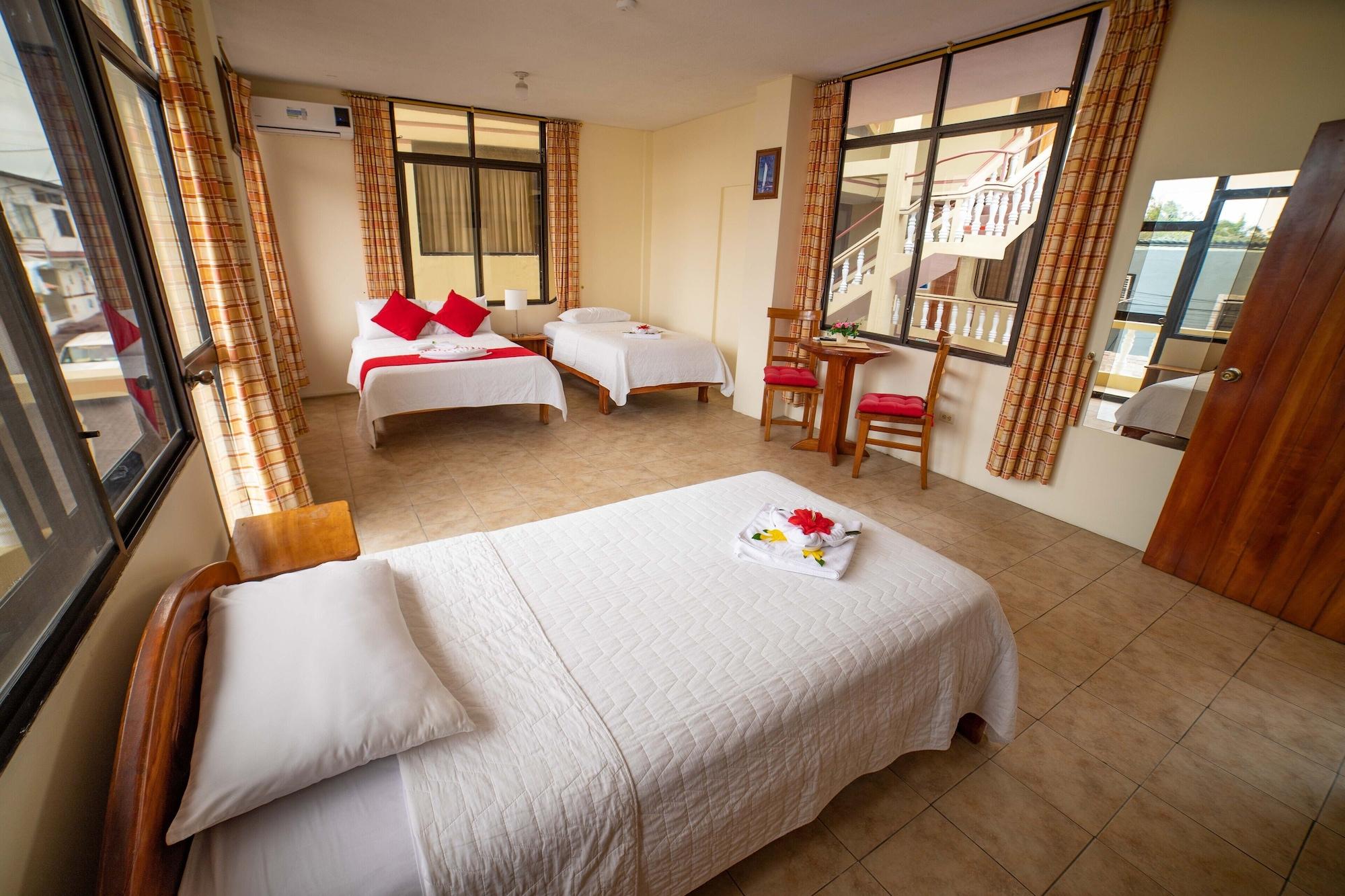 Hotel Red Booby Puerto Ayora  Dış mekan fotoğraf