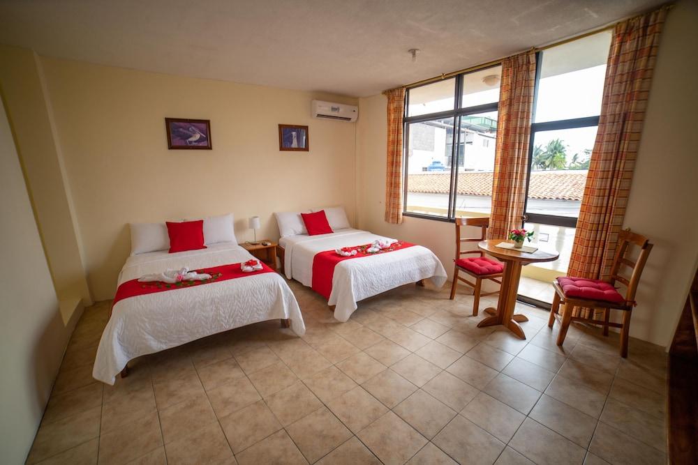 Hotel Red Booby Puerto Ayora  Dış mekan fotoğraf