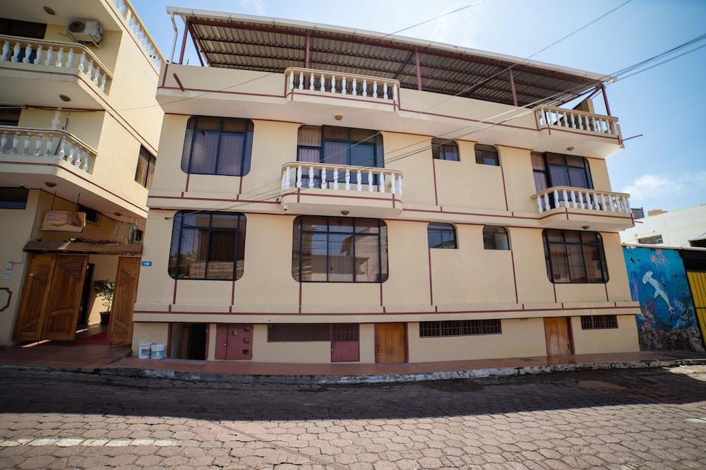Hotel Red Booby Puerto Ayora  Dış mekan fotoğraf